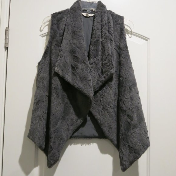 Jack by BB Dakota Gray Fur Vest - Picture 4 of 7